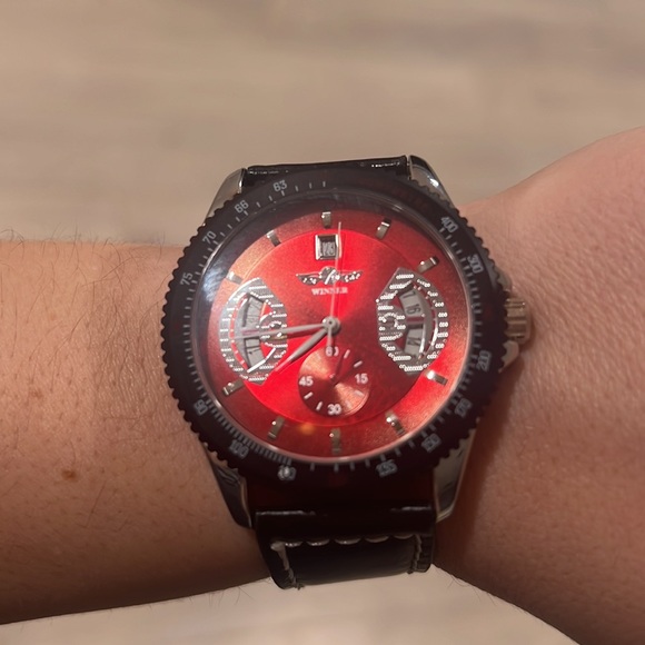 Mens Fashion Watch - Picture 2 of 5